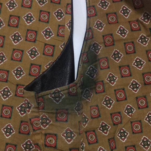 Western Black Vest Vintage measurements in pictures seems like a M - Picture 11 of 13